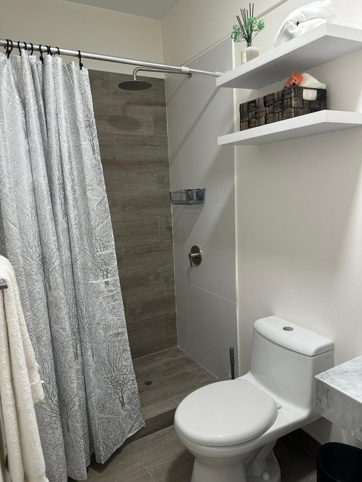Apartamento 1br Ac San Isidro Lima